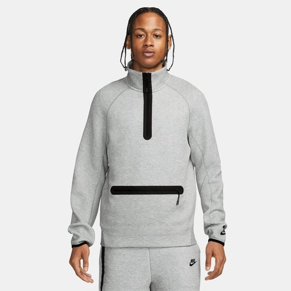 NIKE SWEAT TECH FLEECE